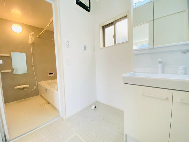 よかタウン／南区御幸西２丁目３期／２号棟のランドリースペース