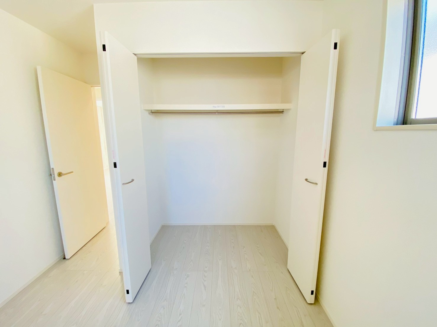 よかタウン／南区御幸西２丁目３期／２号棟の収納