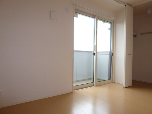 フォーリーフの洋室