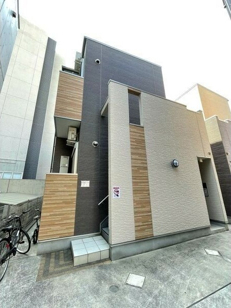 ロイヤルクレスト八熊