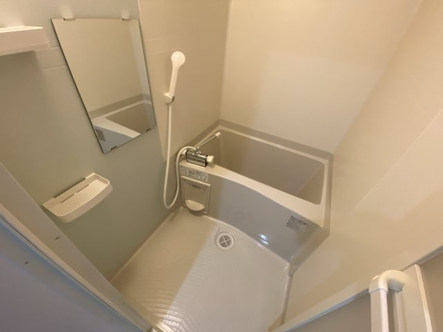 F asecia propusの浴室