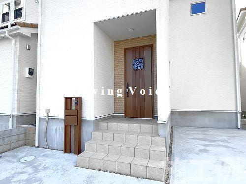 【エントランス】 | 【仲介手数料０円】小田原市栢山　新築一戸建て　11号棟　全27区画 | 小田原市栢山　新築一戸建て