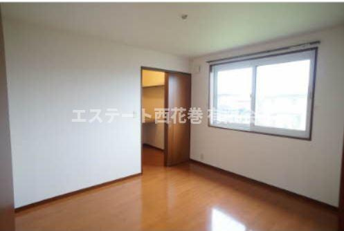 プラザカナン弐番館の洋室