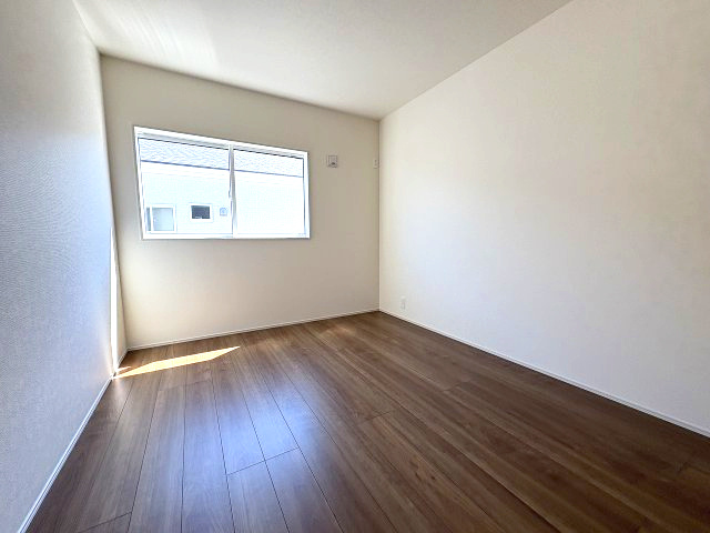 【子供部屋】 | 福岡市南区屋形原4丁目　1号棟（全2棟）【仲介手数料無料・0円】 | 現地写真。