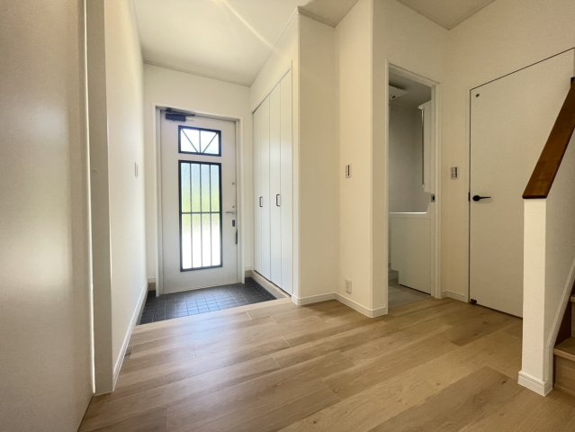 ゆりのき台1丁目　戸建ての玄関