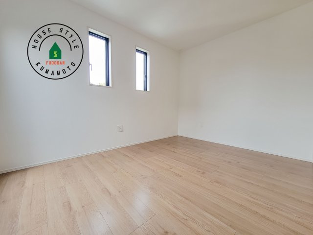 熊本市北区室園町第1-5棟（2号棟）　の子供部屋|穏やかな光が差し込む室内には、穏やかな時間が流れます。