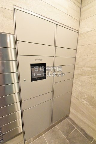 【その他共用部分】 | エスリードレジデンス大阪ウエストコート | 宅配ボックス
