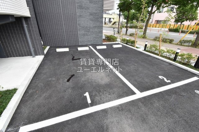 【駐車場】 | エスリードレジデンス大阪ウエストコート | 敷地内駐車場