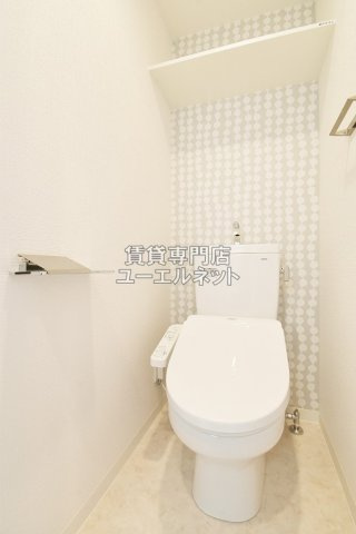 【トイレ】 | エスリードレジデンス大阪ウエストコート | 温水洗浄便座付き