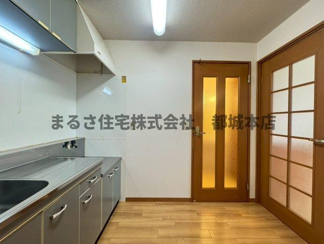 センチュリー金田H棟のキッチン