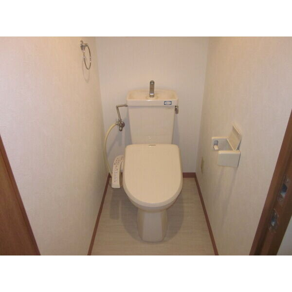 ブルージュ摂津のトイレ