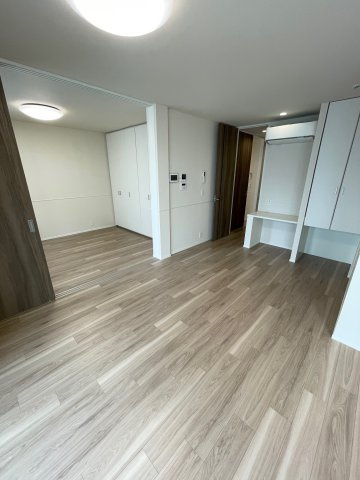 桜メルセゾンの居間・リビング