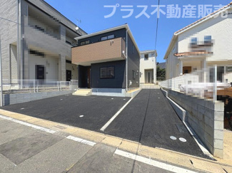 【外観】 | 現地写真。プラス不動産販売なら、現場の全ての棟をまとめてご見学頂けます。