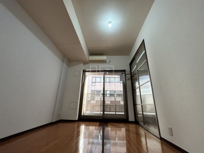 【寝室】 | マスターズレジデンス道頓堀II | マスターズレジデンス道頓堀II　洋室