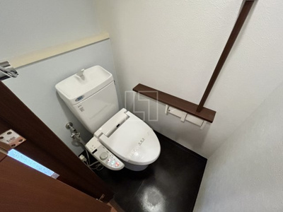 【トイレ】 | マスターズレジデンス道頓堀II | マスターズレジデンス道頓堀II　温水洗浄便座