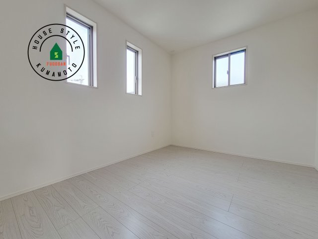 熊本市北区室園町第1-5棟（4号棟）　の子供部屋|穏やかな光が差し込む室内には、穏やかな時間が流れます。