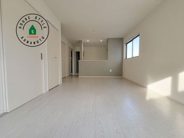 熊本市北区室園町第1-5棟（4号棟）　の居間・リビング|多くの時間を過すことになるリビングだからこそ、いつも穏やかな空間・解放感が味わえ毎日が充実します。