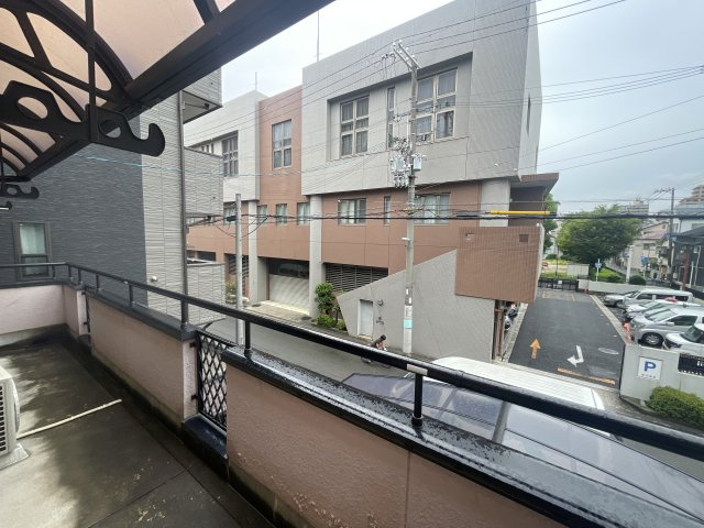 此花区中古戸建のバルコニー