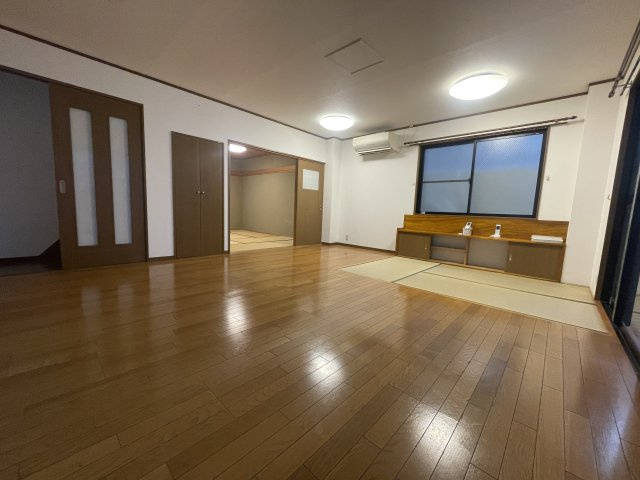 此花区中古戸建の居間・リビング