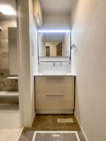 杉並区桃井2丁目　新規リフォーム済　2015年築　中古戸建のトイレ