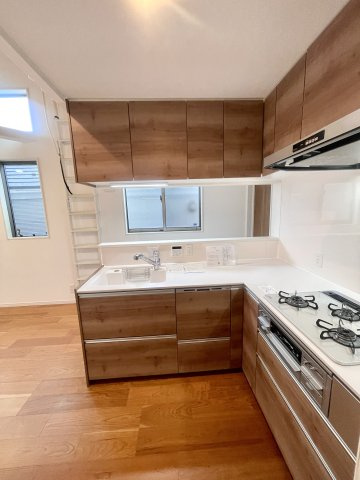 杉並区桃井2丁目　新規リフォーム済　2015年築　中古戸建のキッチン