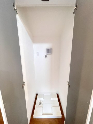 杉並区桃井2丁目　新規リフォーム済　2015年築　中古戸建のランドリースペース