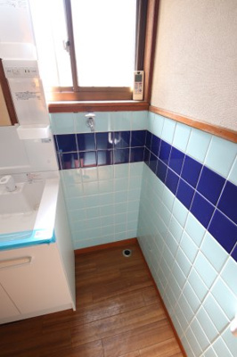 【設備】 | 堺市美原区阿弥戸建 | 室内洗濯機置場