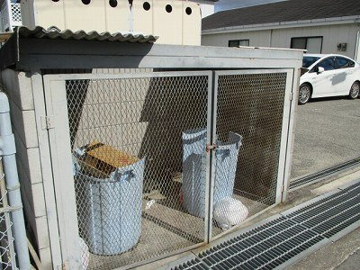 レオパレス白浜第２のその他|ダストボックス