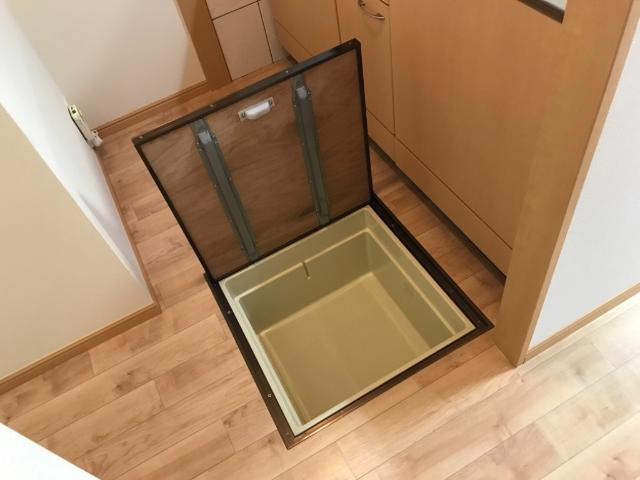 フローリィ・パルク・ヴィーブルの収納|買い溜めできる床下収納