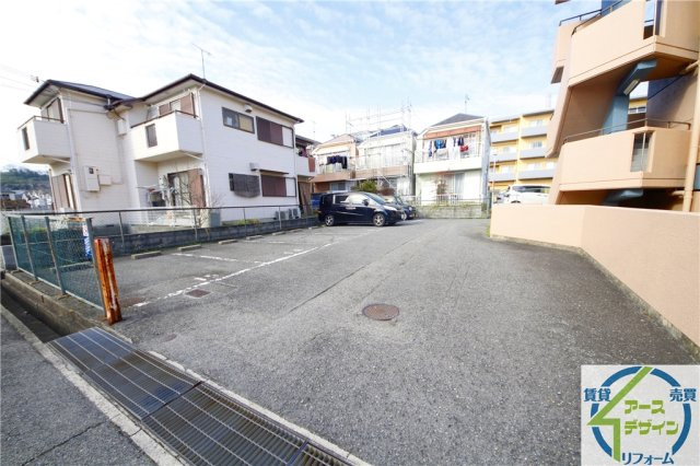 今田マンションA棟の駐車場