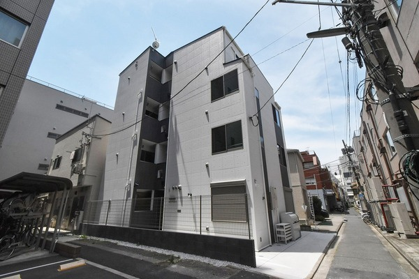 千代田区神田佐久間町３丁目のアパートの外観
