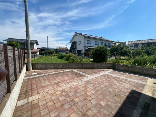 熊野町呉地２丁目9-の庭