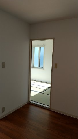 【居間・リビング】 | ファミール河本 | ※写真は別の部屋です