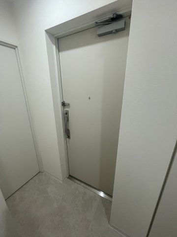 LUMIEC BUNKYO SENGOKUの玄関