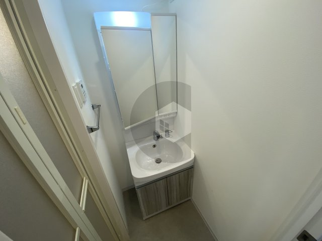 AELL OSAKA EASTの洗面所