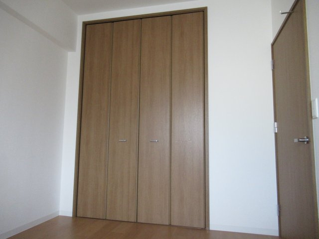 HAT神戸・脇の浜２ＬＤＫの洋室|ゆったりした洋室です