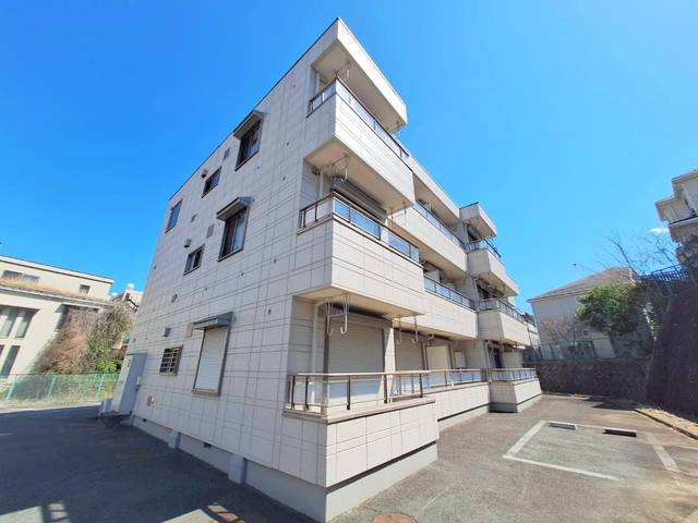 トラフィコ新横浜の外観