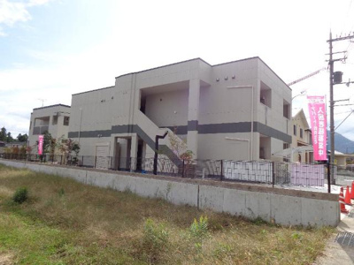 【外観】 | コモンサージ | 外観写真（昼）