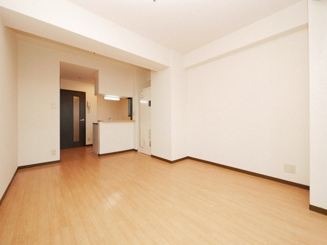 カシェット緑橋の居間・リビング