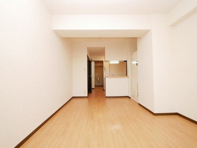 カシェット緑橋の居間・リビング