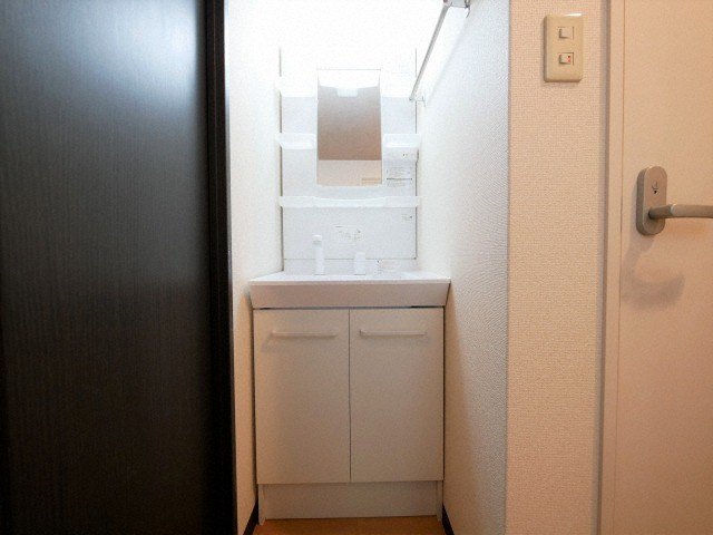 カシェット緑橋の独立洗面台