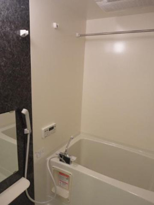 【浴室】 | ルル・フルーレ | バス