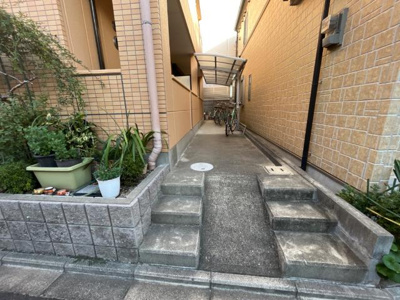 【外観】 | ルル・フルーレ | 外観写真（昼）