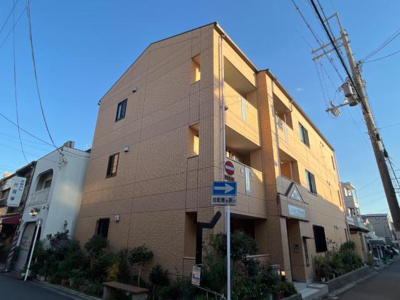 【外観】 | ルル・フルーレ | 外観写真（昼）