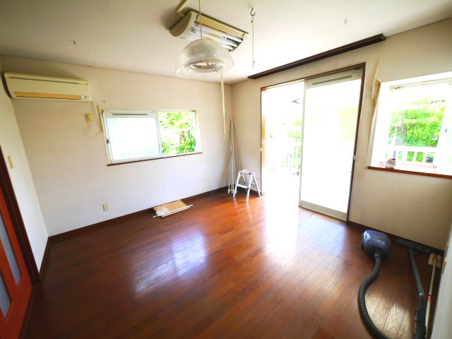 茂原市緑ヶ丘2　中古戸建の居間・リビング|敷地約80坪３LDK 駐車2台可能  都市ガス上下水 緑ヶ丘分譲地内 スーパーせんどう徒歩約4分