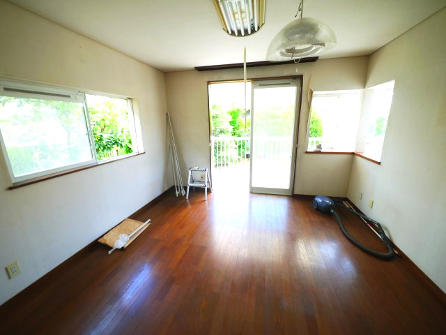 茂原市緑ヶ丘2　中古戸建の居間・リビング|敷地約80坪３LDK 駐車2台可能  都市ガス上下水 緑ヶ丘分譲地内 スーパーせんどう徒歩約4分