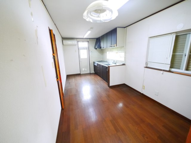 茂原市緑ヶ丘2　中古戸建のキッチン|敷地約80坪３LDK 駐車2台可能  都市ガス上下水 緑ヶ丘分譲地内 スーパーせんどう徒歩約4分