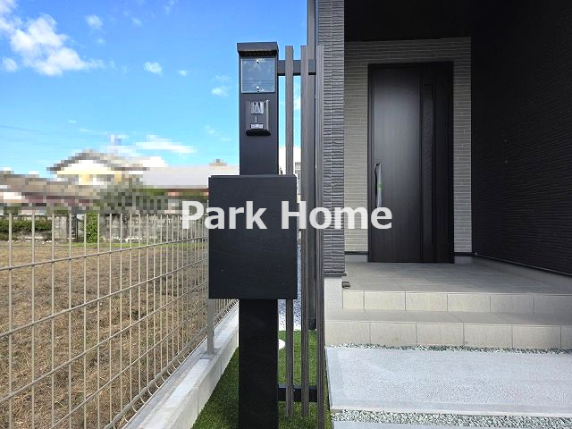 香南市野市町西野 5期1棟 新築戸建ての設備|玄関ポスト