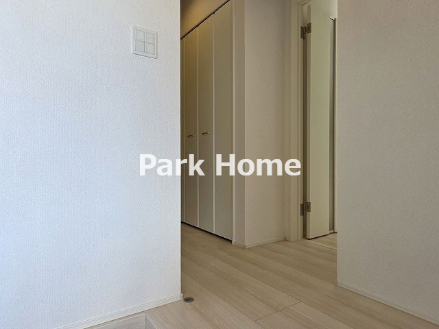 香南市野市町西野 5期1棟 新築戸建ての玄関