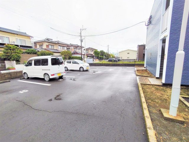 レオパレスソレーユの駐車場|画像5